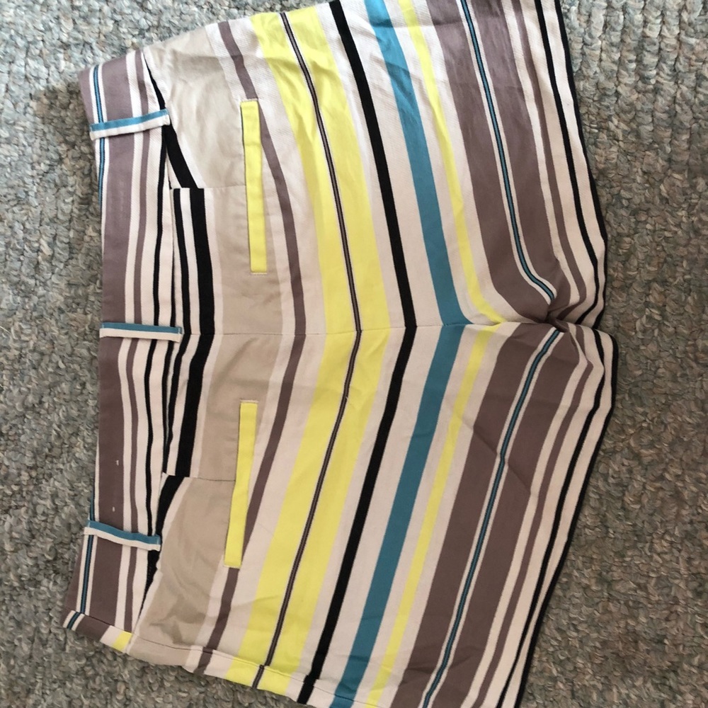 Shorts perfect for any summer event - Picture 2 of 2